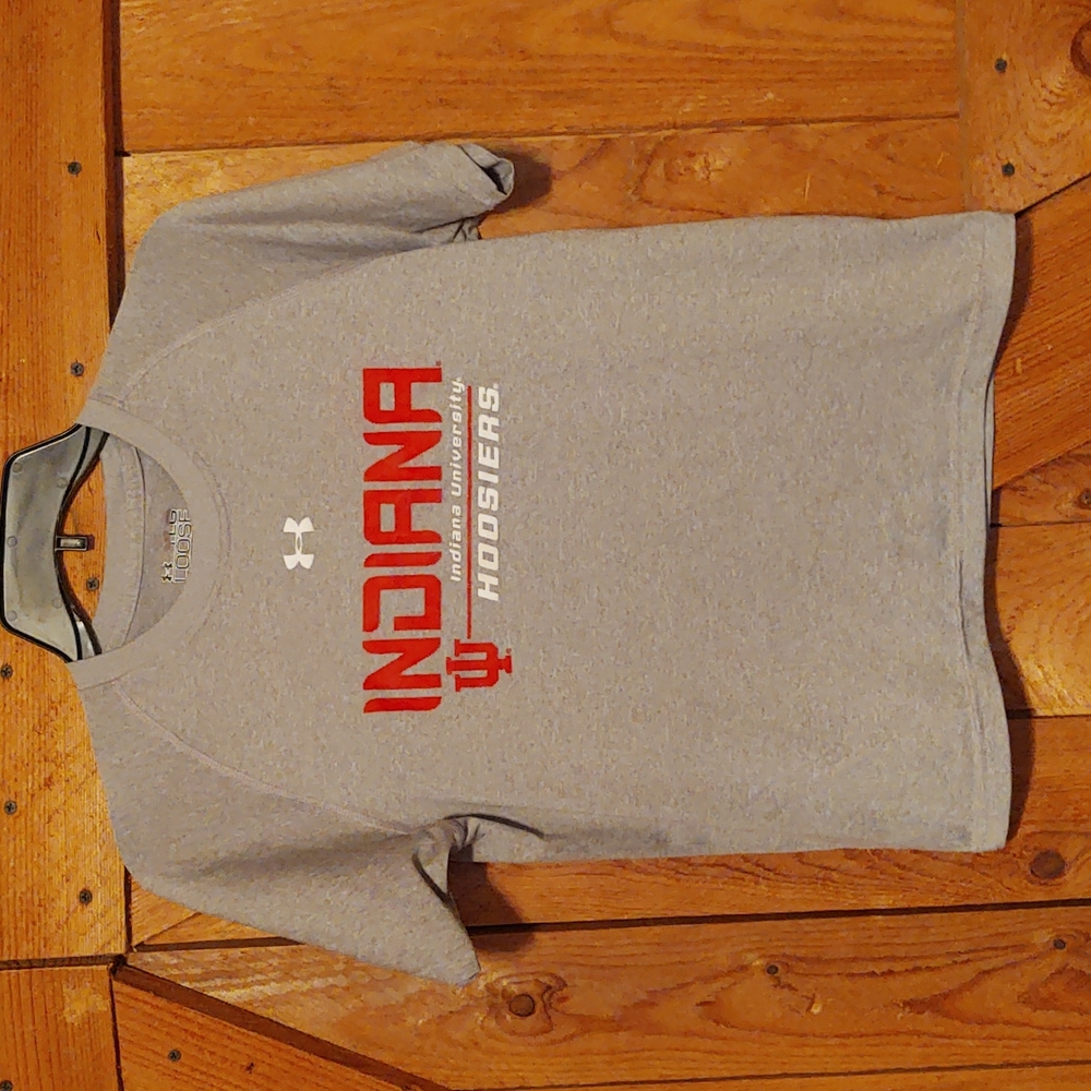 Boys Size Youth Large Indiana Hoosiers Under Armour Heat Gear Tshirt